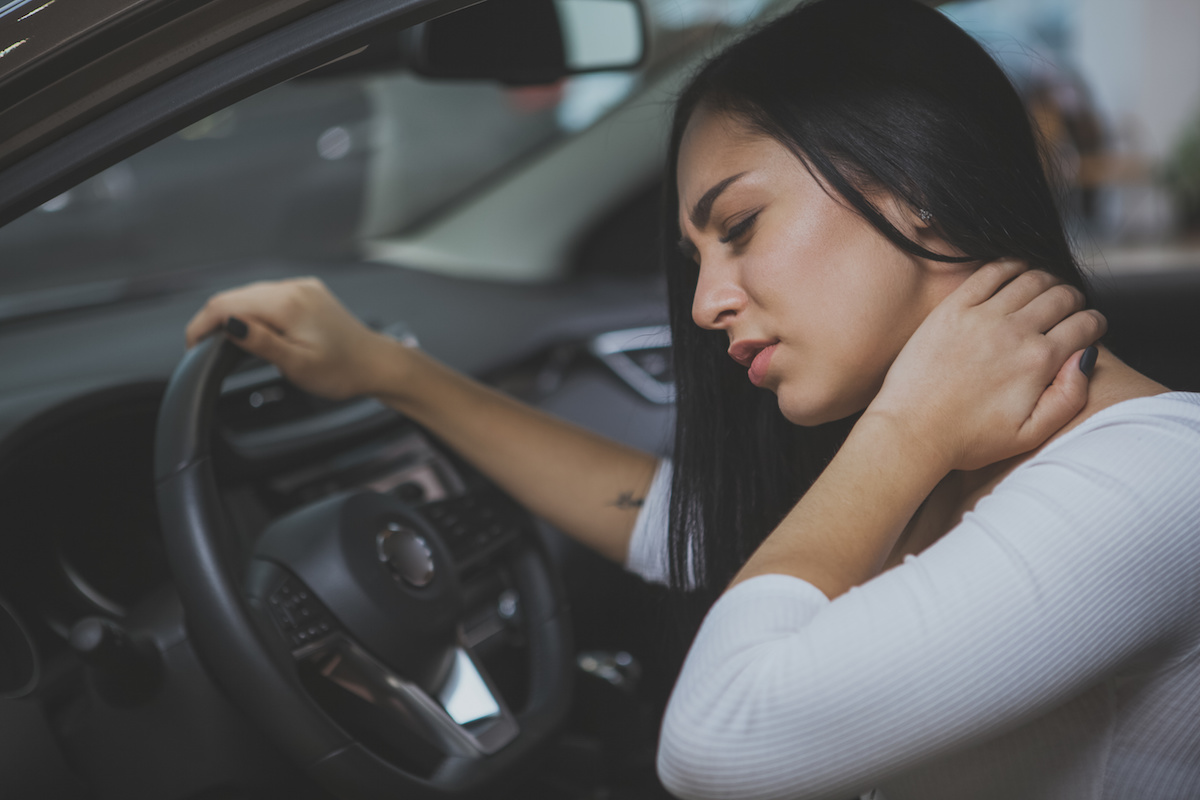 What Are the Symptoms of Whiplash From a Rear-End Collision?